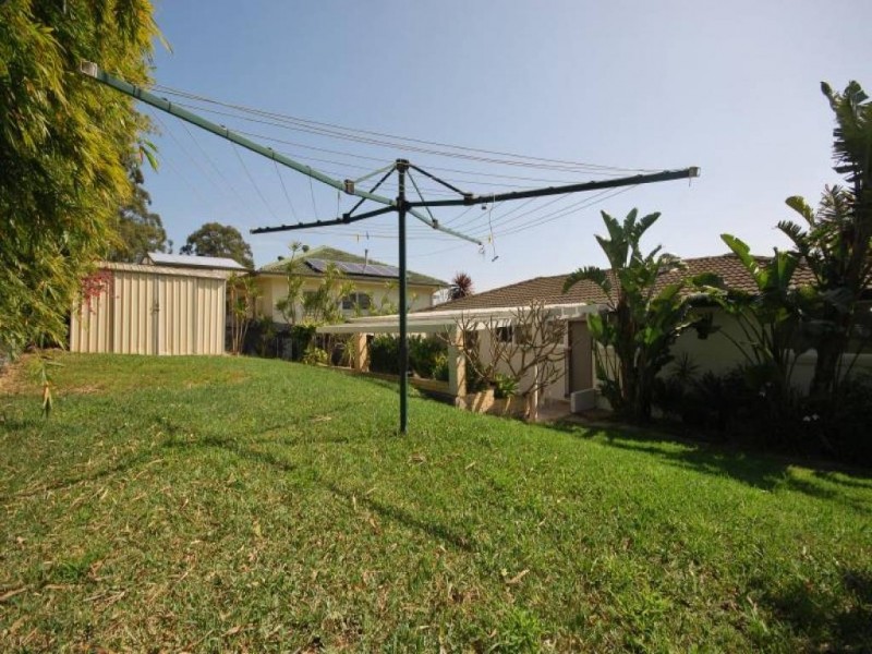 34 Maple Street, Wyoming NSW 2250