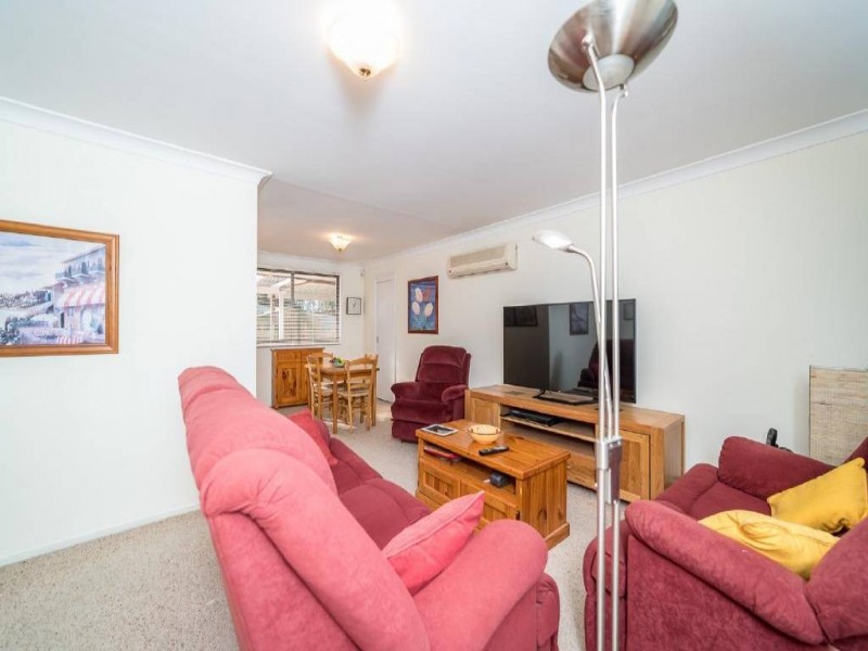 10 Dora Street, Lisarow NSW 2250