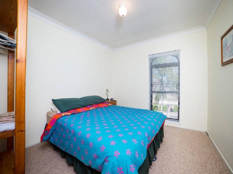 10 Dora Street, Lisarow NSW 2250