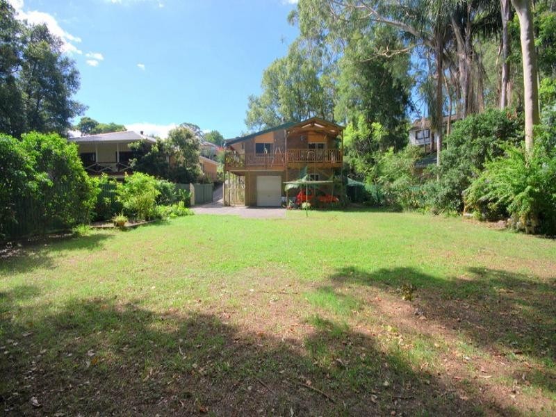 9 Adnamira Close, Wyoming NSW 2250