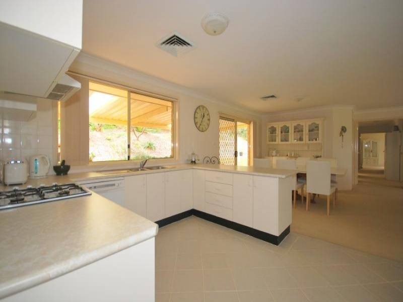 72 Fagans Road, Lisarow NSW 2250