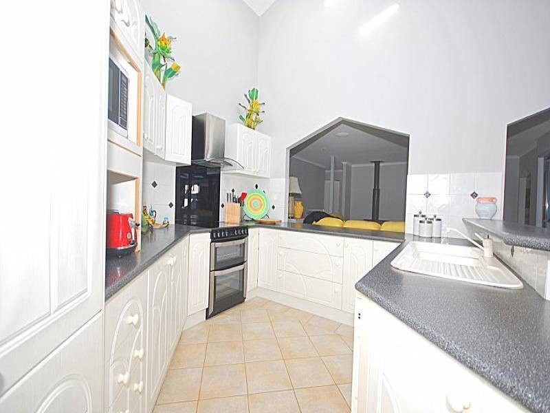 40 Pemberton Boulevard, Lisarow NSW 2250