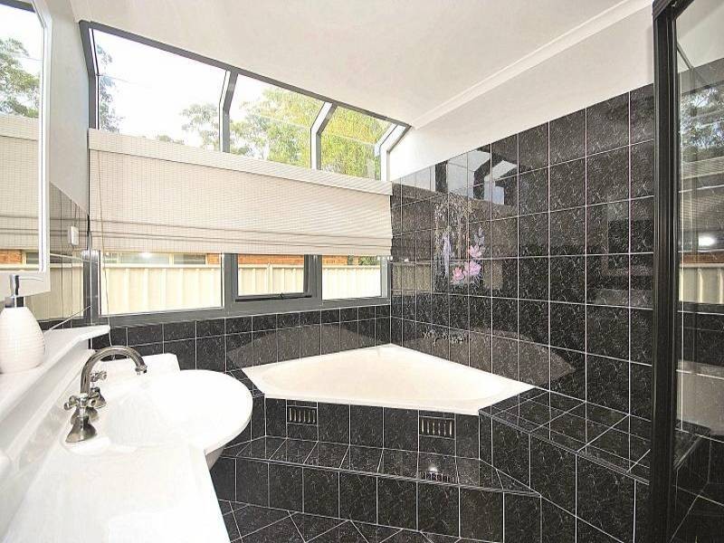 40 Pemberton Boulevard, Lisarow NSW 2250