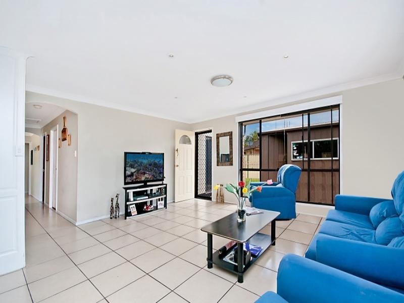 17 Coachwood Drive, Ourimbah NSW 2258