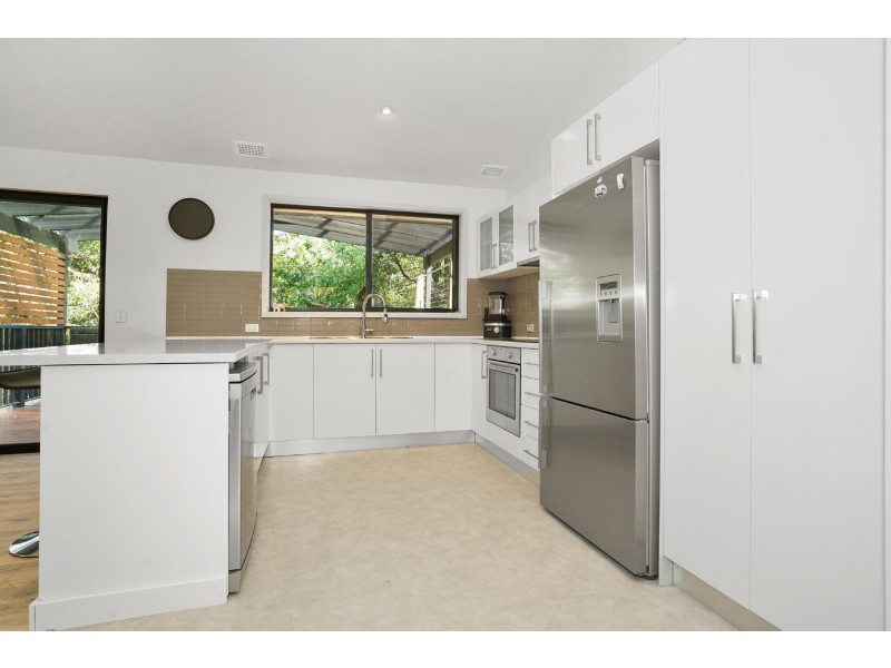 124 Berrys Head Road, Wyoming NSW 2250