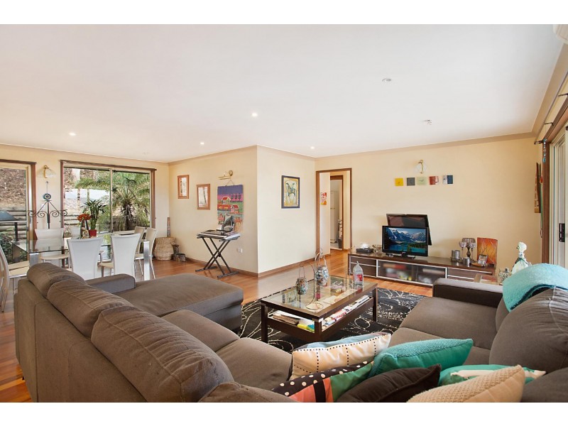 33 Emma James St, Springfield NSW 2250