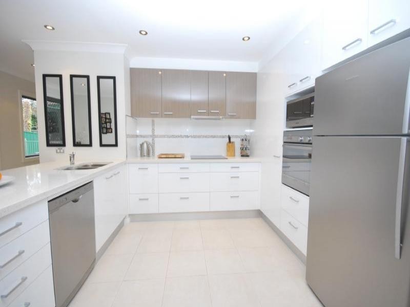 15 Day Street, Wyoming NSW 2250