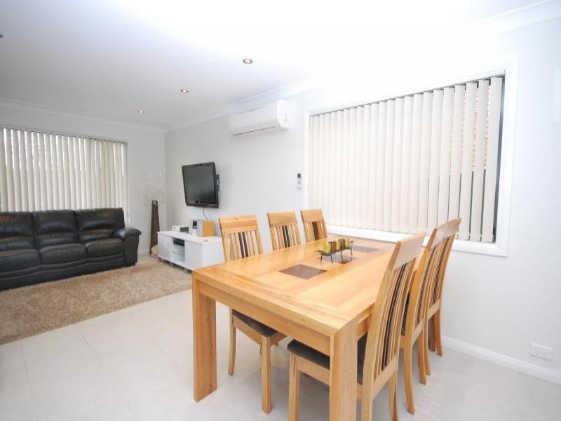 15 Day Street, Wyoming NSW 2250