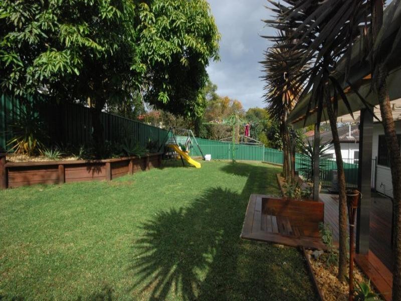 15 Day Street, Wyoming NSW 2250