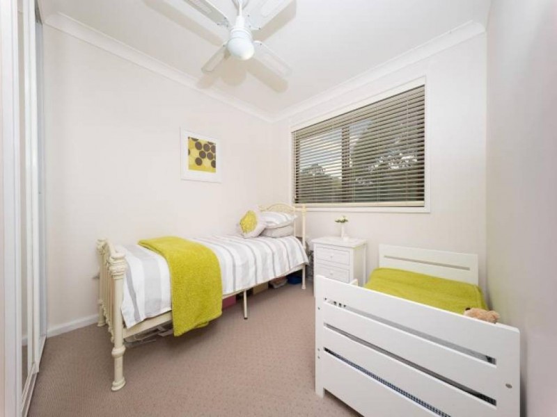 4 Kalori Avenue, Wyoming NSW 2250