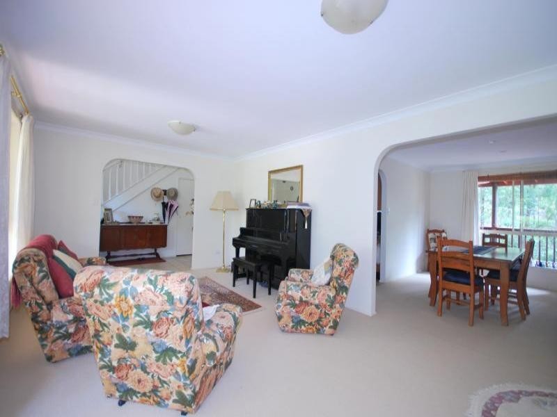35 Walmsley Road, Ourimbah NSW 2258