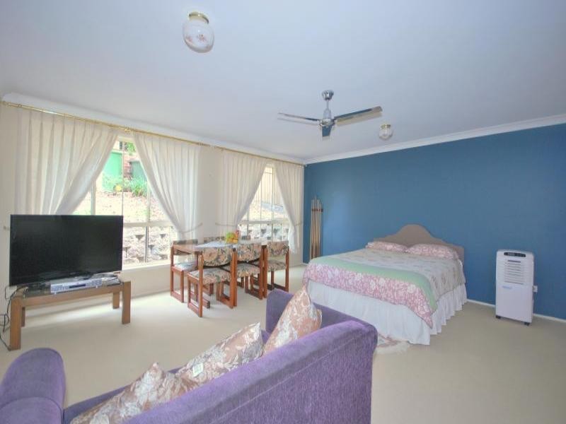 35 Walmsley Road, Ourimbah NSW 2258