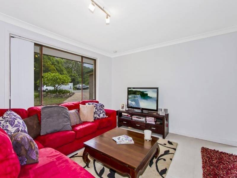 4 Hardy Close, Lisarow NSW 2250