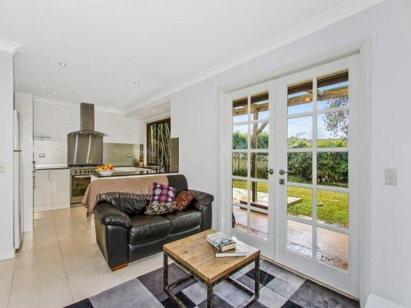 4 Hardy Close, Lisarow NSW 2250