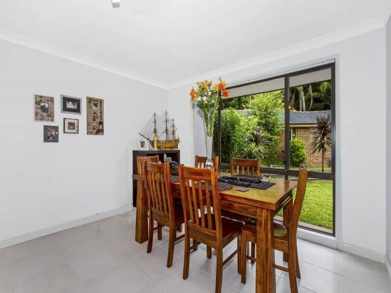 4 Hardy Close, Lisarow NSW 2250