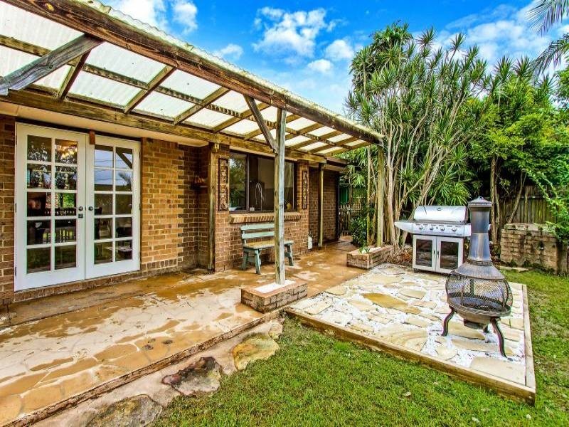 4 Hardy Close, Lisarow NSW 2250