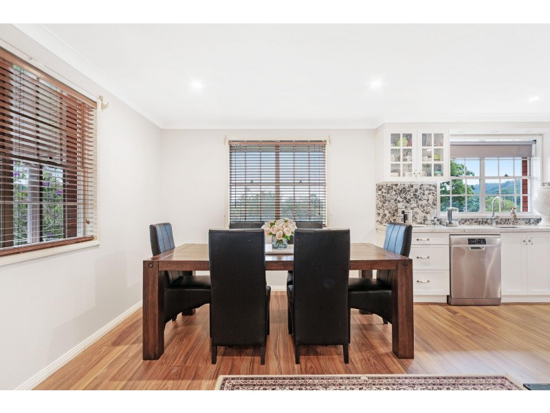 16 Delaware Road, Niagara Park NSW 2250
