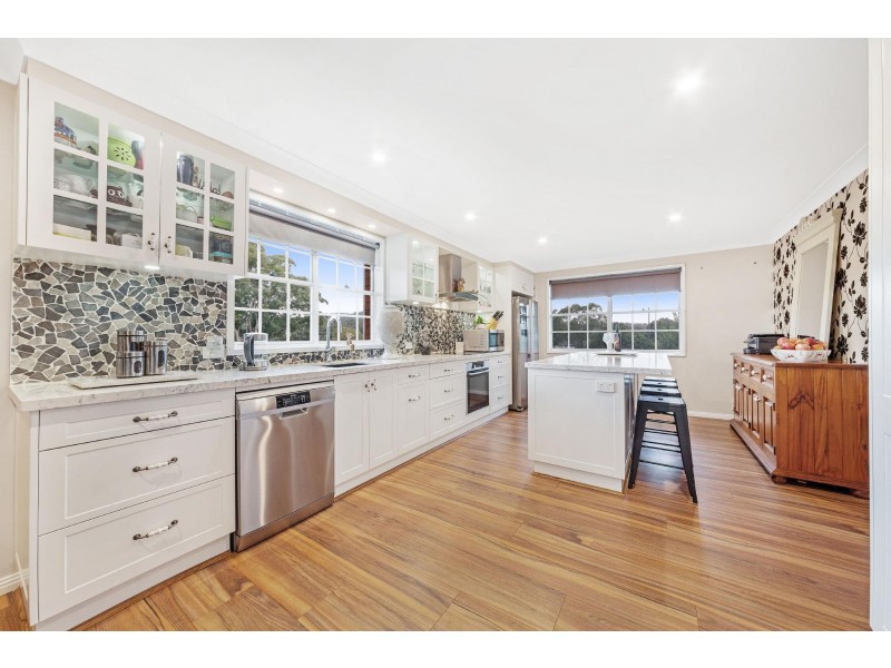 16 Delaware Road, Niagara Park NSW 2250