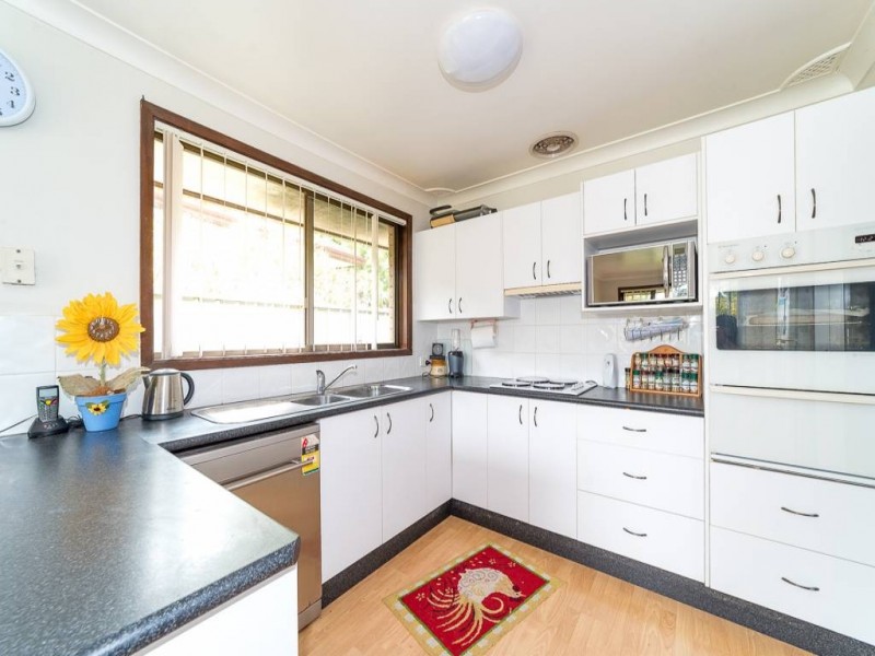 13 Unwin Close, Narara NSW 2250