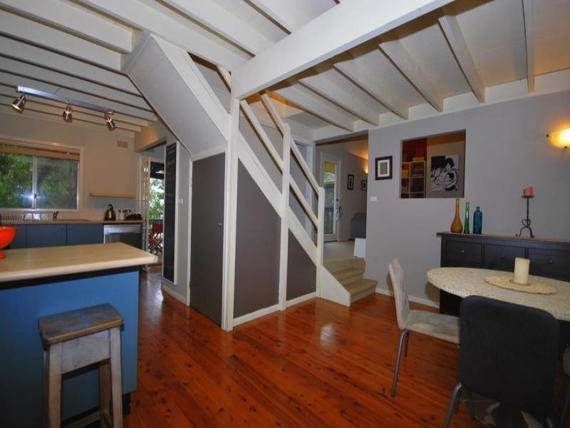 9 Northview Drive, Bateau Bay NSW 2261