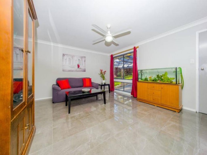 11 Georgia Avenue, Wyoming NSW 2250