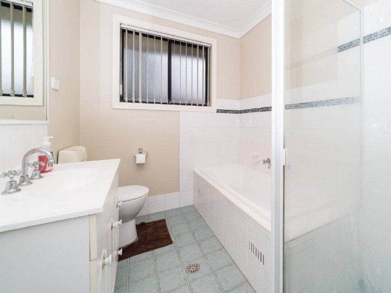 21/21 Goonak Parade, Narara NSW 2250