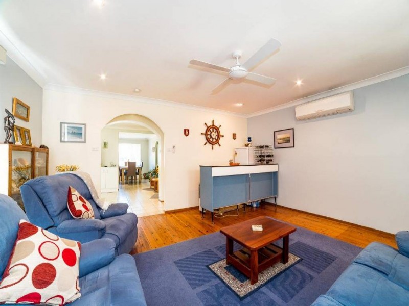 30 Cristina Avenue, Niagara Park NSW 2250