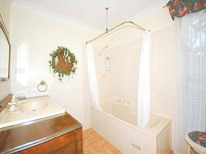 14 Narara Valley Drive, Narara NSW 2250