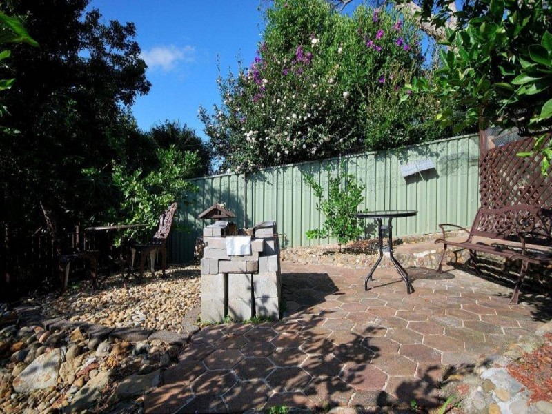 2 Bourbon Street, Wyoming NSW 2250