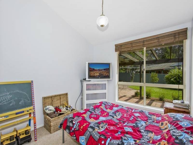 2 Howe Place, Kariong NSW 2250