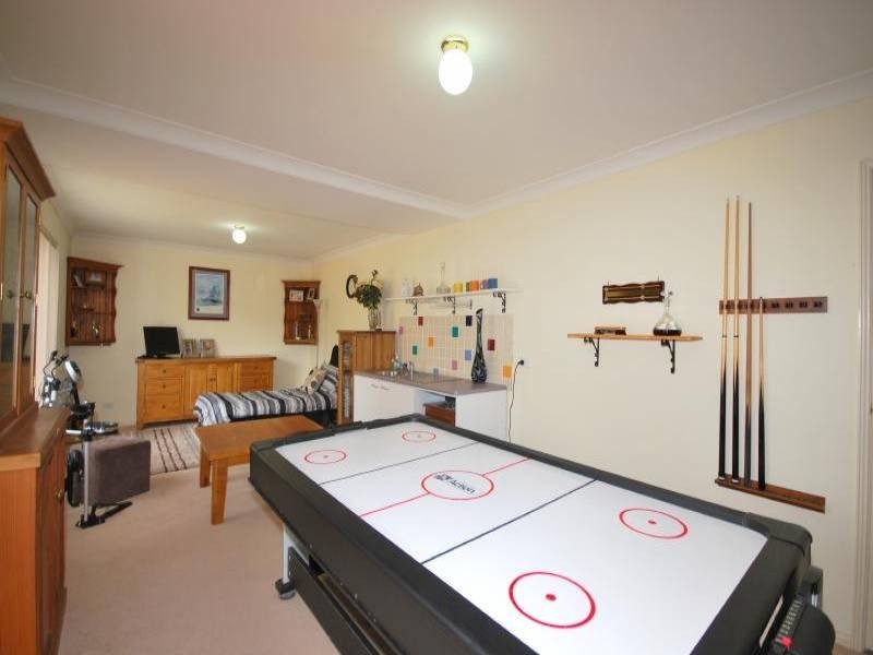 82 Woodview Avenue, Lisarow NSW 2250