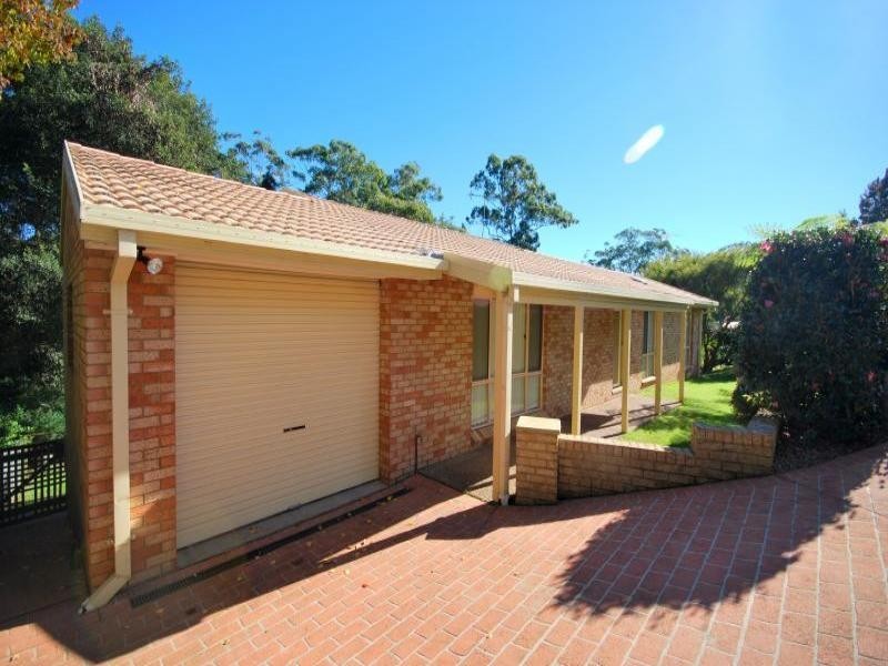 18 Janine Close, Lisarow NSW 2250