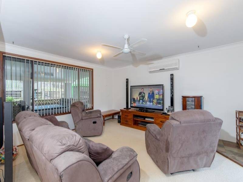 48 Blackbutt Street, Wyoming NSW 2250