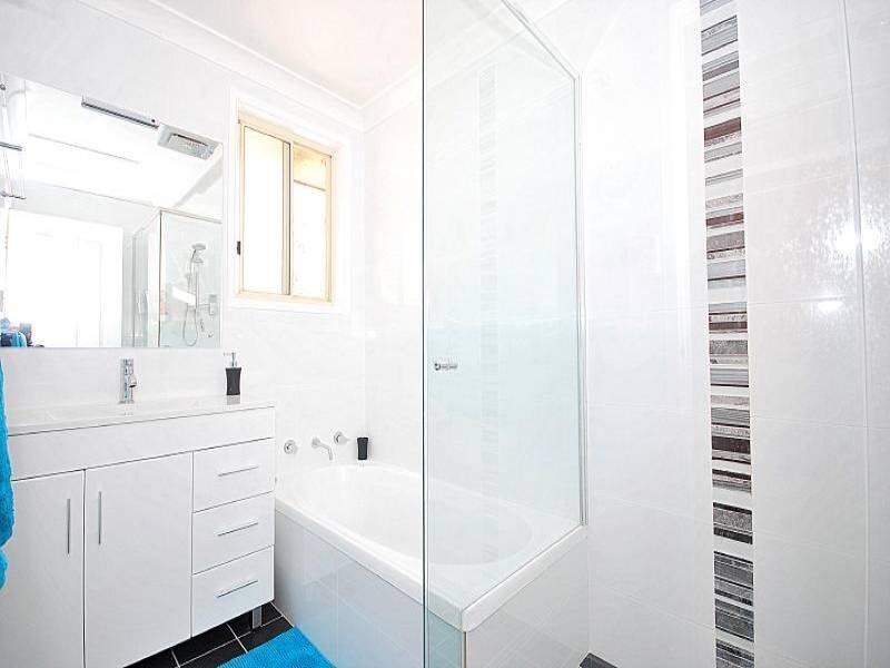 16 MacGregor Street, Wyoming NSW 2250