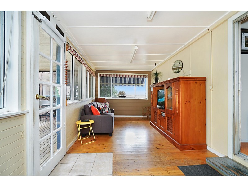 25 Delaware Rd, Niagara Park NSW 2250