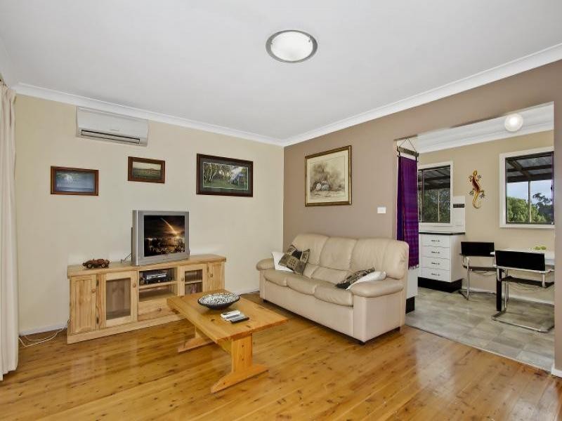 14 MacGregor St, Wyoming NSW 2250
