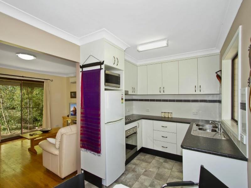 14 MacGregor St, Wyoming NSW 2250