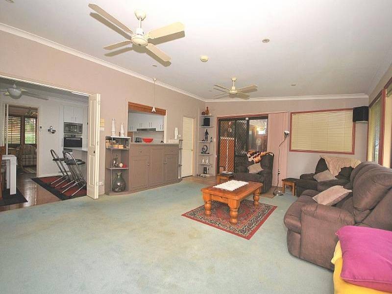 30 Beaumont Avenue, Wyoming NSW 2250