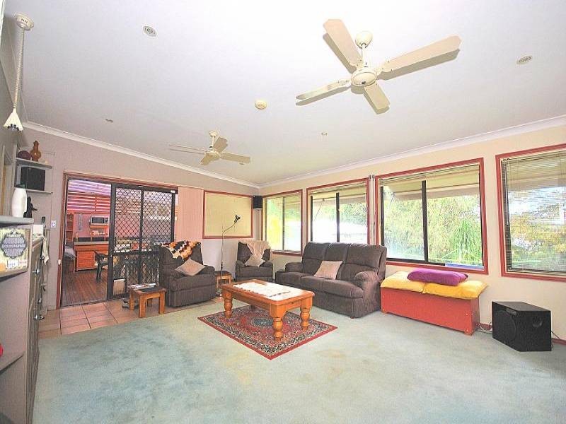 30 Beaumont Avenue, Wyoming NSW 2250