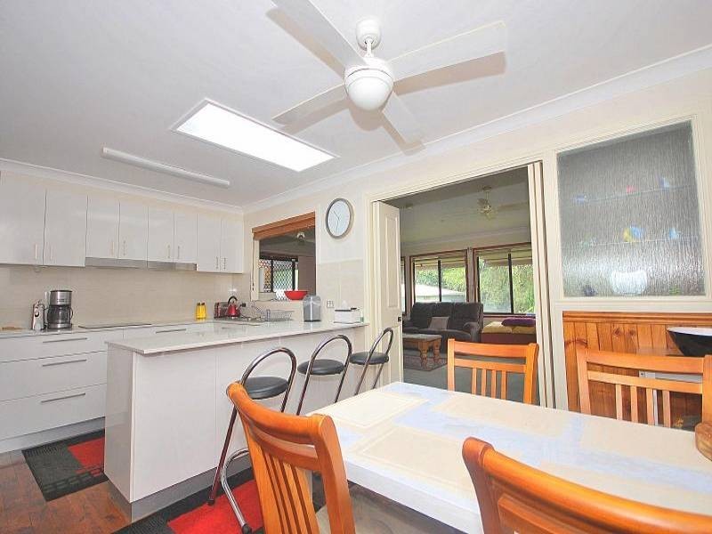 30 Beaumont Avenue, Wyoming NSW 2250