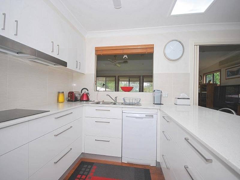 30 Beaumont Avenue, Wyoming NSW 2250