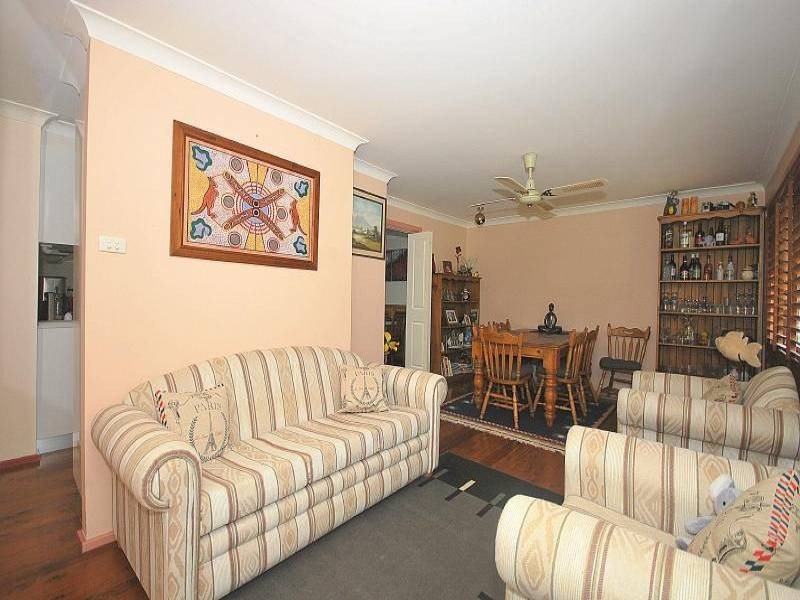 30 Beaumont Avenue, Wyoming NSW 2250