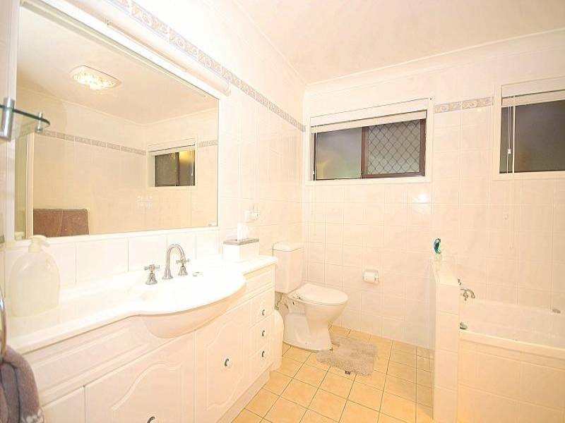 30 Beaumont Avenue, Wyoming NSW 2250
