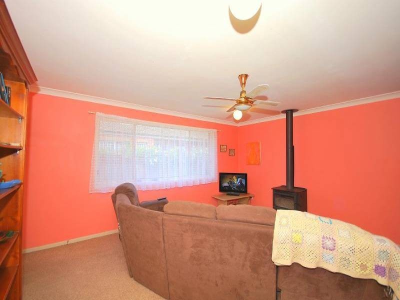 12 Eric Close, Narara NSW 2250