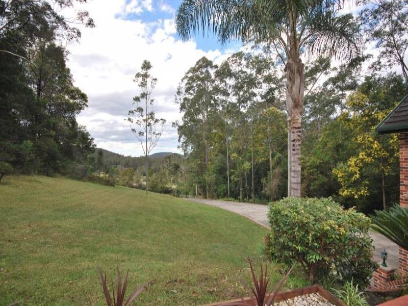 220 Ourimbah Creek Road, Ourimbah NSW 2258