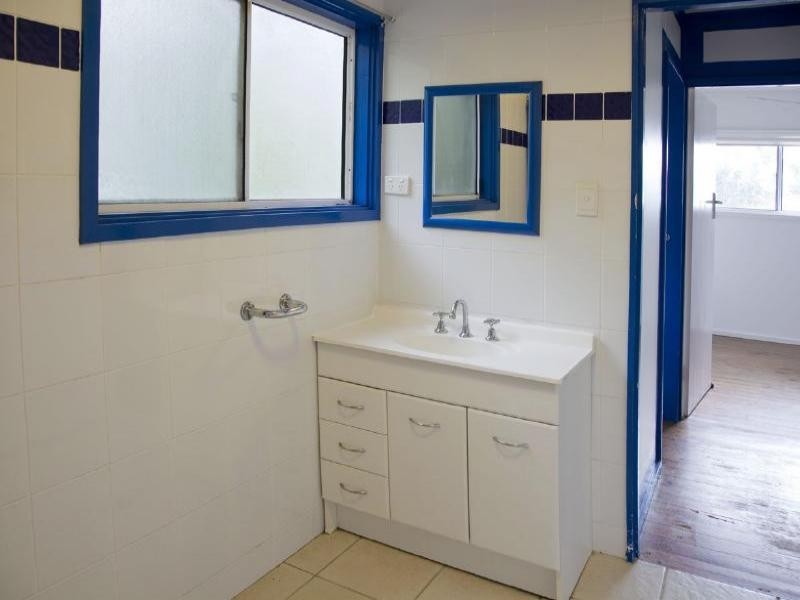 28 Kent Street, Niagara Park NSW 2250