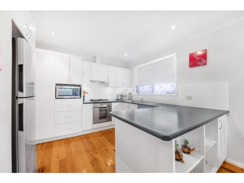 5 Giselle Avenue, Wyoming NSW 2250