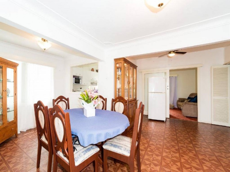 12 Dolly Avenue, Springfield NSW 2250