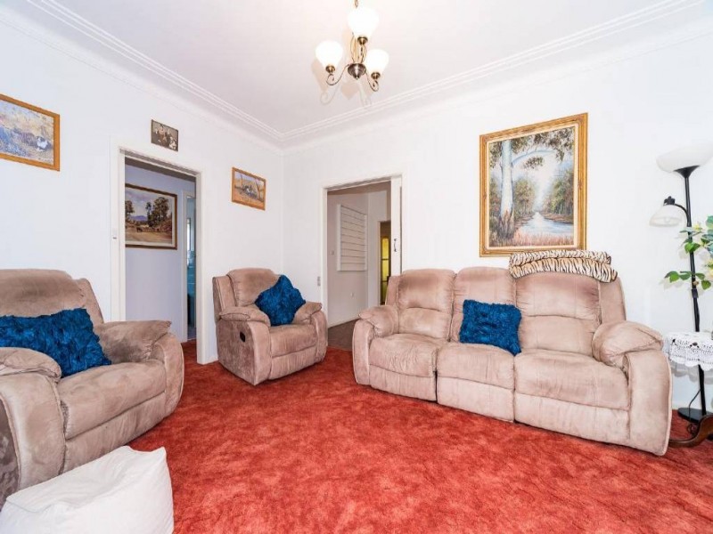 12 Dolly Avenue, Springfield NSW 2250