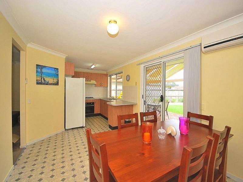 12 Casey Crescent, Kariong NSW 2250